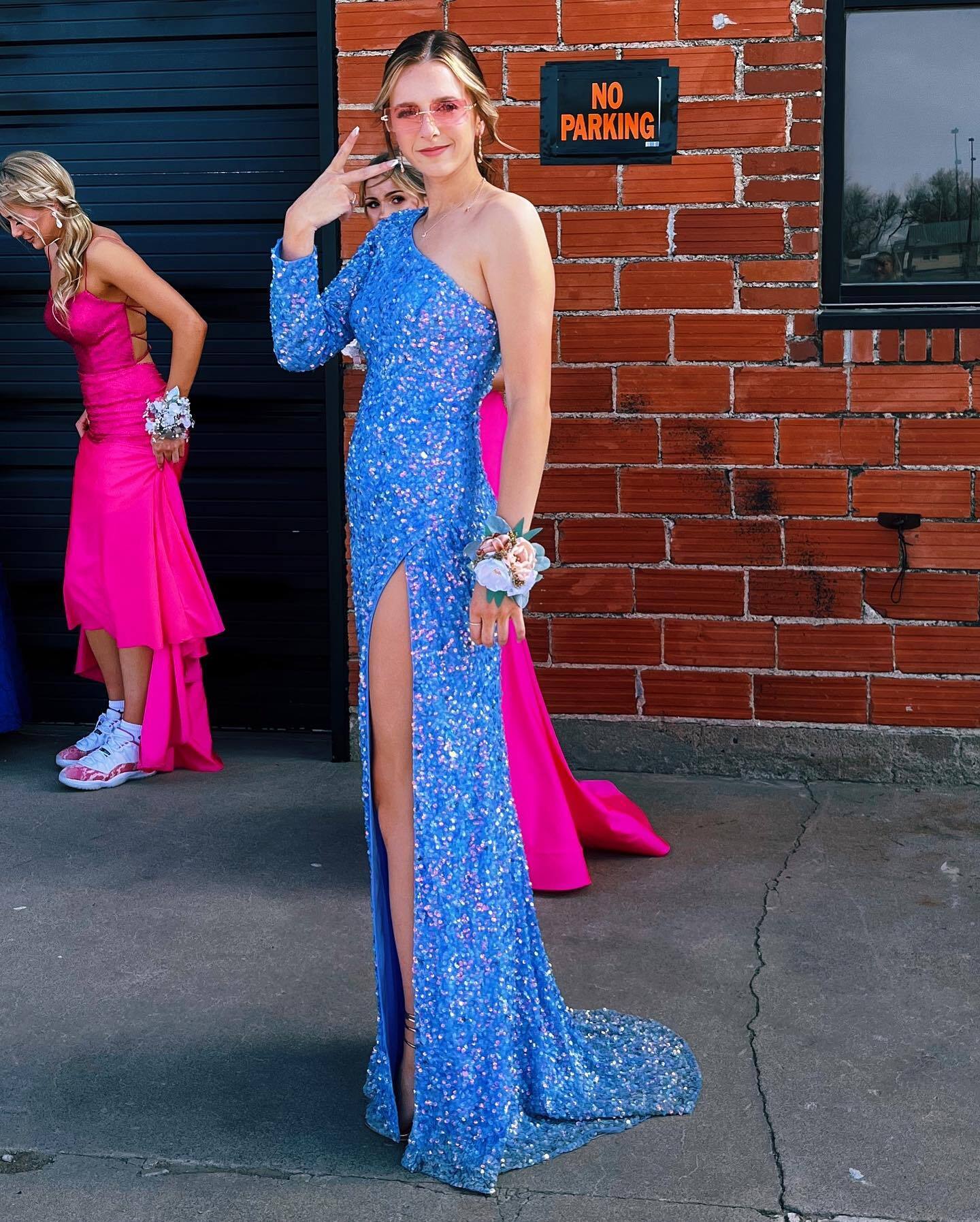 Stunning Light Purple Sequins Mermaid One Sleeve Prom HZ0307