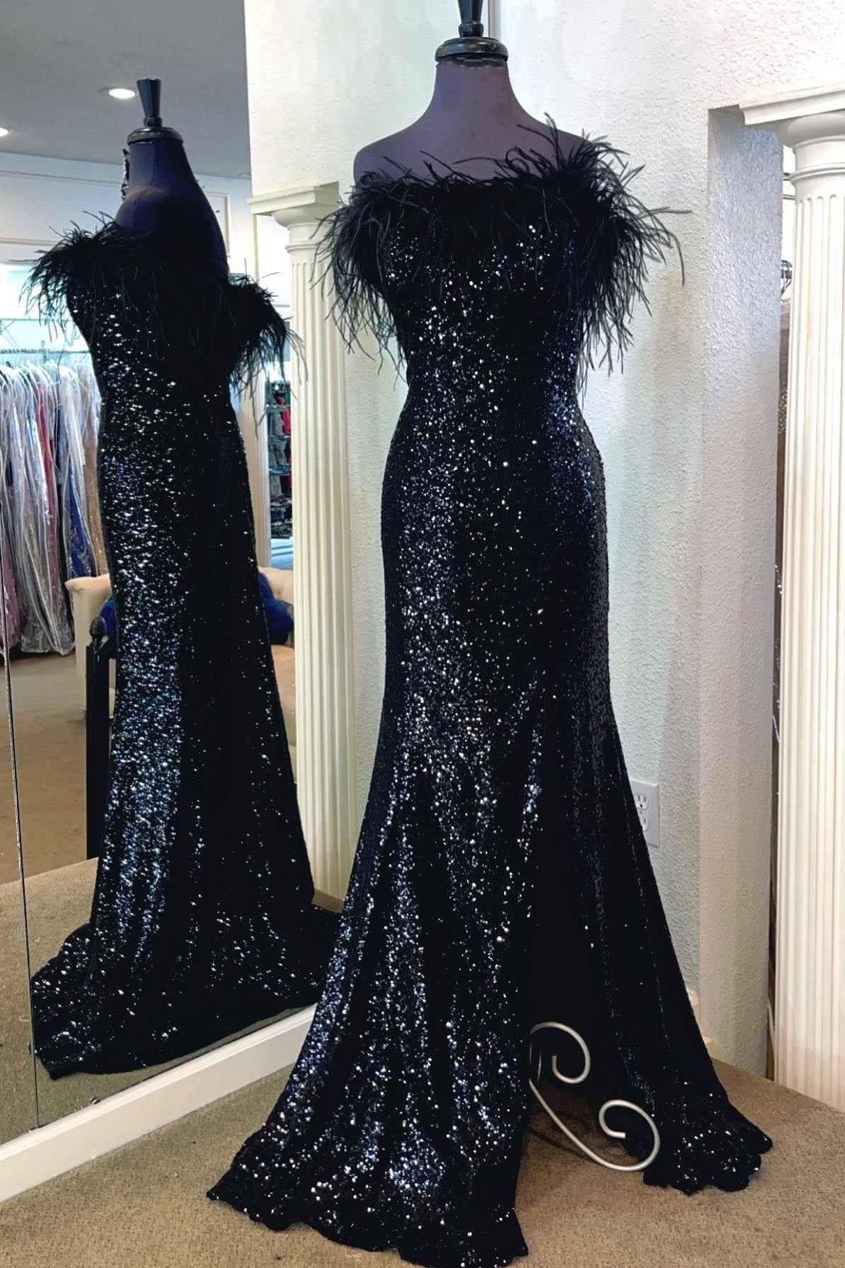 Fur Off the Shoulder Black Sequin Mermaid Long Formal HZ0307